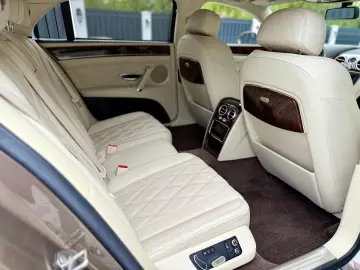 Bentley Flying- Spur 6.0 W12