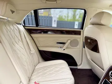Bentley Flying- Spur 6.0 W12