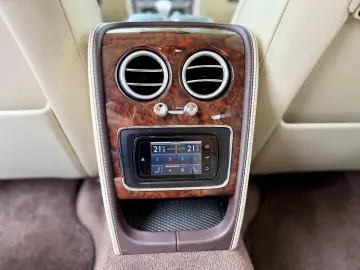 Bentley Flying- Spur 6.0 W12