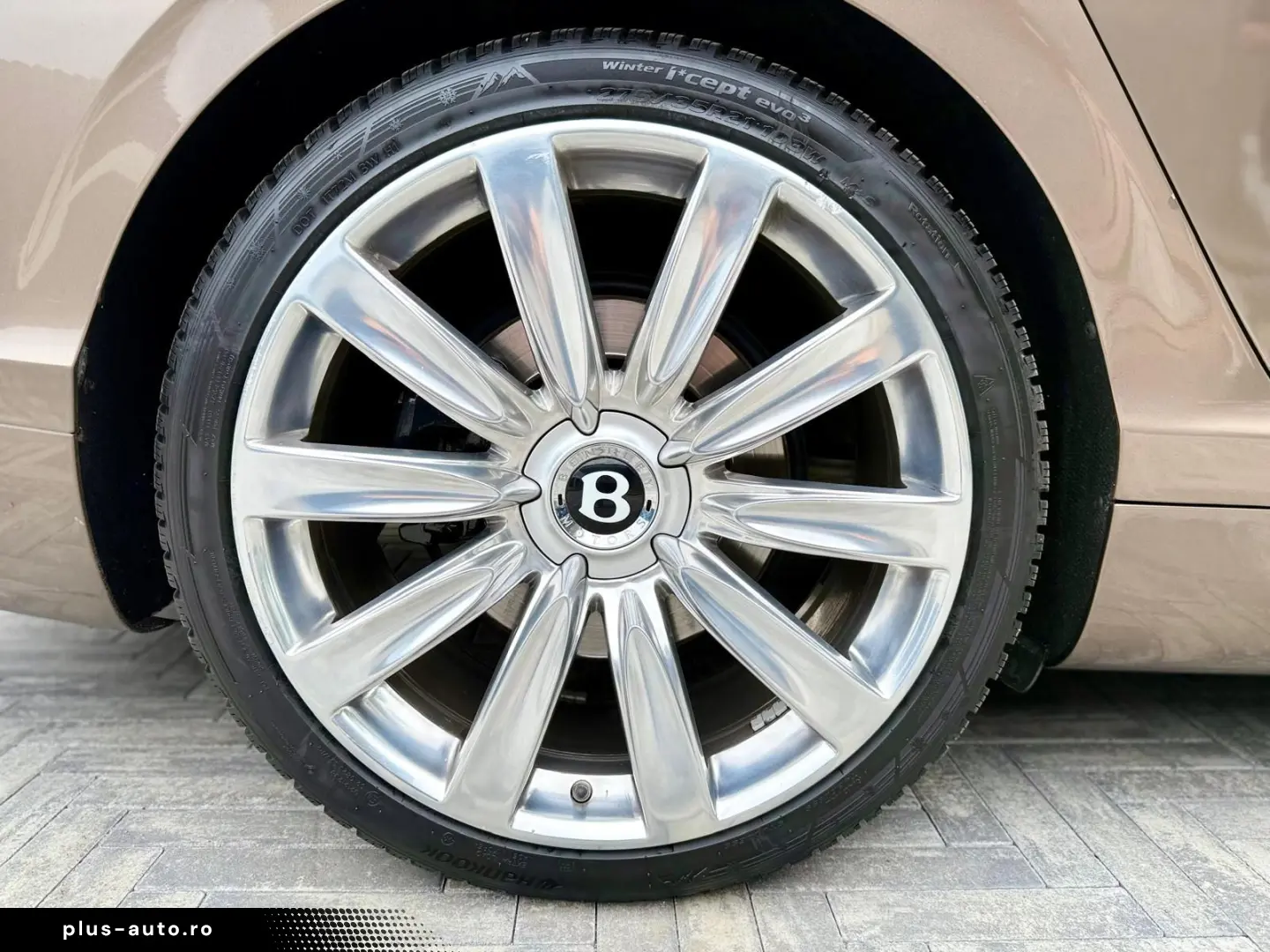 Bentley Flying- Spur 6.0 W12