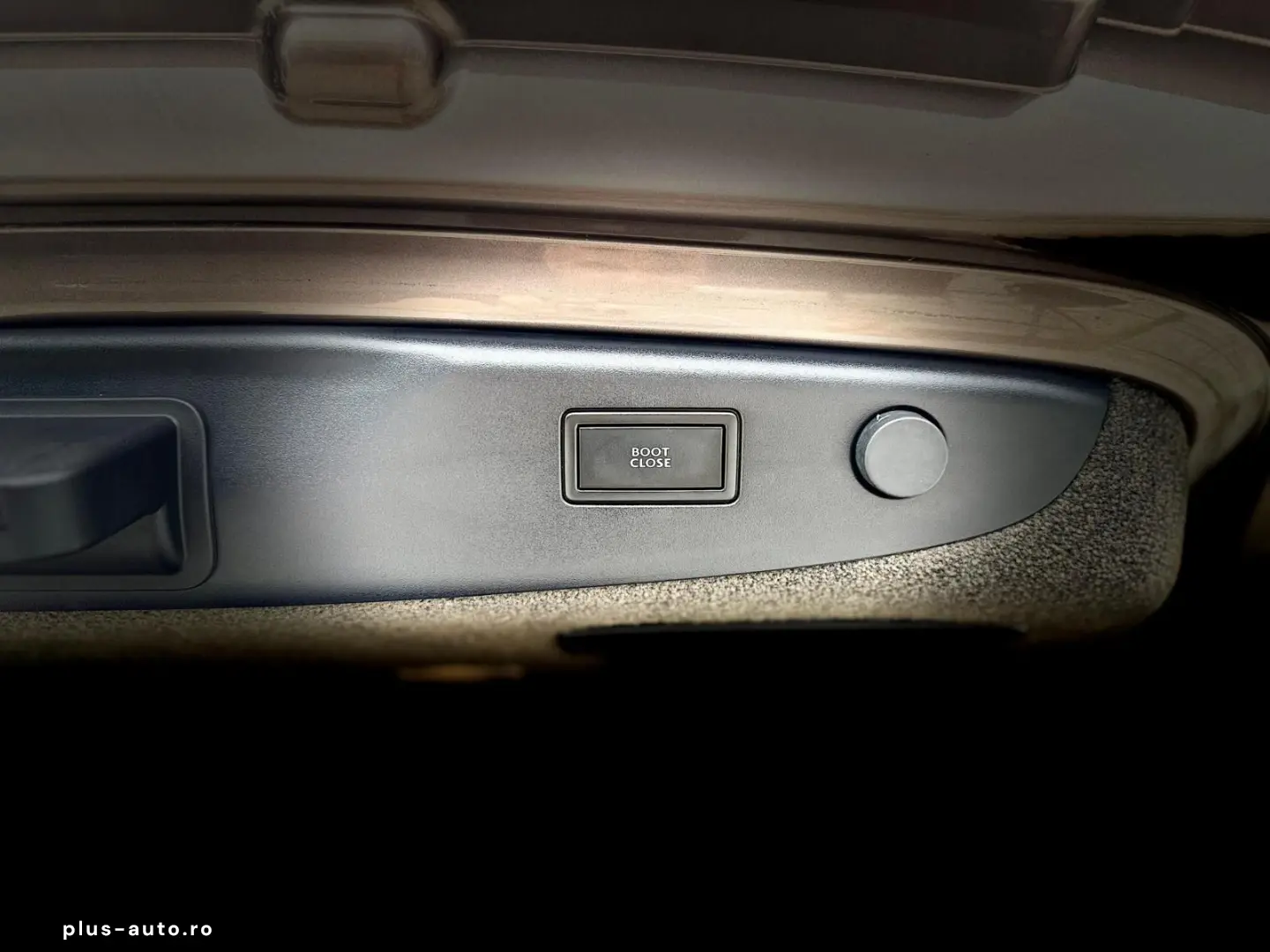 Bentley Flying- Spur 6.0 W12