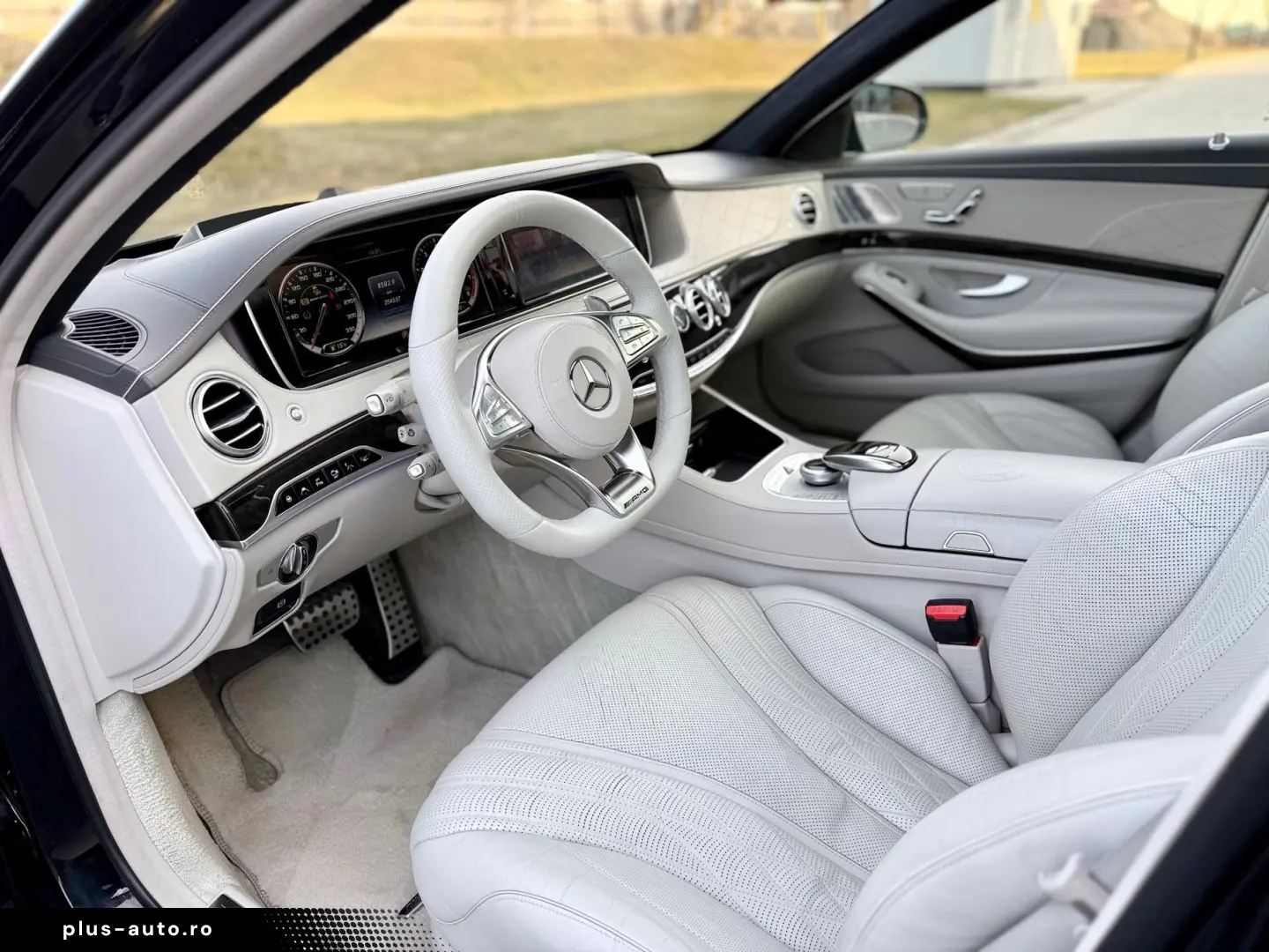 Mercedes-Benz S-63-Amg