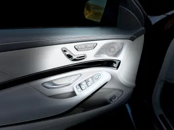 Mercedes-Benz S-63-Amg