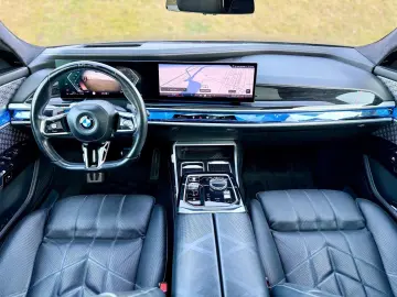 Bmw Seria 740d xDrive