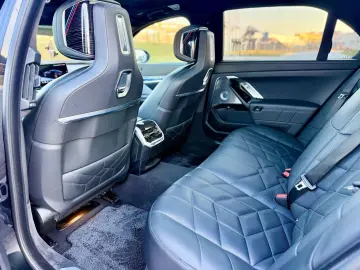 Bmw Seria 740d xDrive