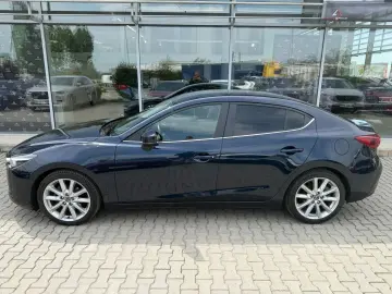 Mazda 3 G120 6MT Attraction