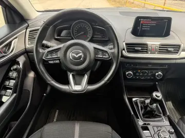 Mazda 3 G120 6MT Attraction