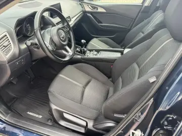 Mazda 3 G120 6MT Attraction