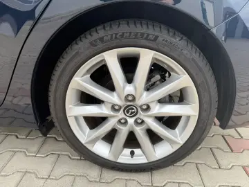 Mazda 3 G120 6MT Attraction