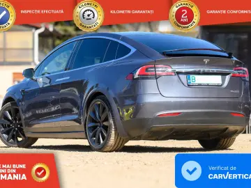 Tesla T-Model-X