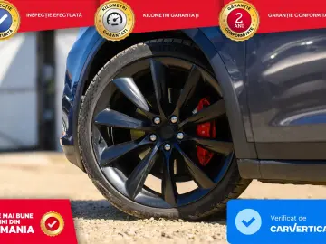 Tesla T-Model-X