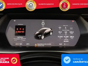 Tesla T-Model-X