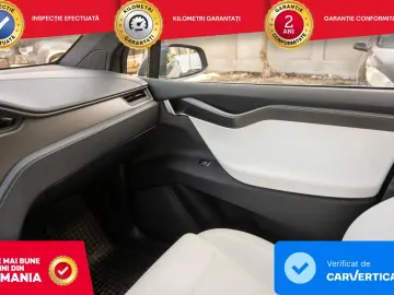 Tesla T-Model-X
