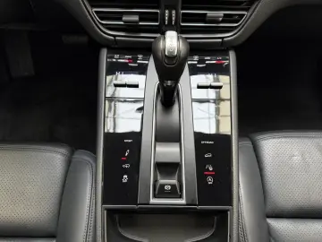 PORSCHE Macan S   Sport-Chrono ACC Leder