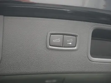 PORSCHE Macan S NAVI KAM SHZ SPORTABGASANLAGE