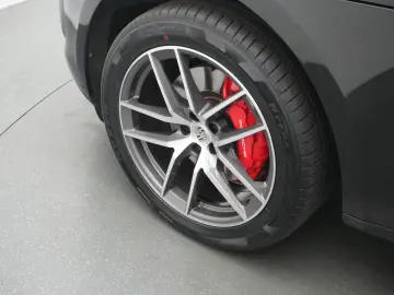 PORSCHE Macan S NAVI KAM SHZ SPORTABGASANLAGE