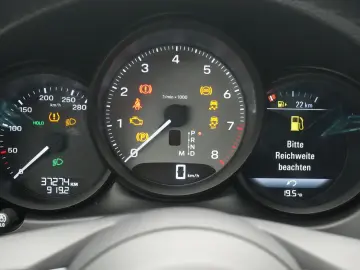 PORSCHE Macan S NAVI KAM SHZ SPORTABGASANLAGE