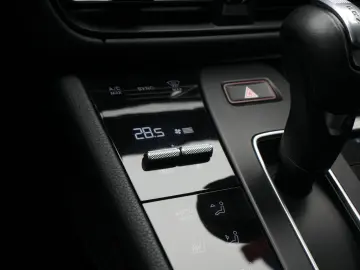 PORSCHE Macan S NAVI KAM SHZ SPORTABGASANLAGE