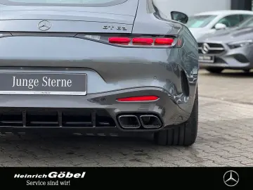 MERCEDES-BENZ AMG GT 63 4M  PANO HUD BURMESTER