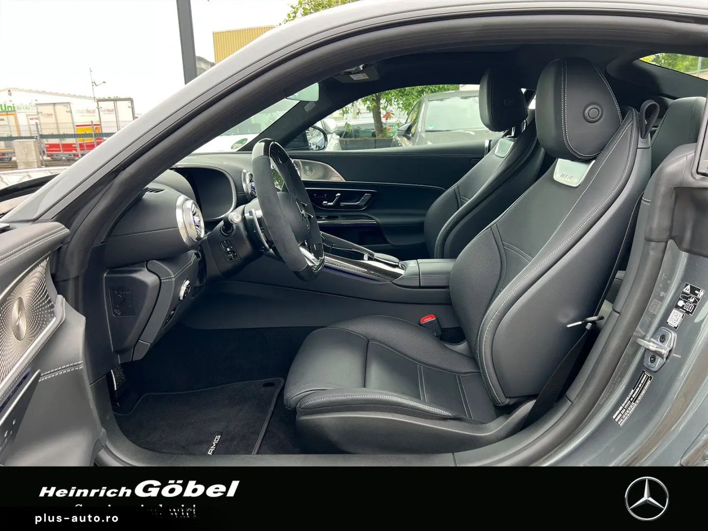 MERCEDES-BENZ AMG GT 63 4M  PANO HUD BURMESTER