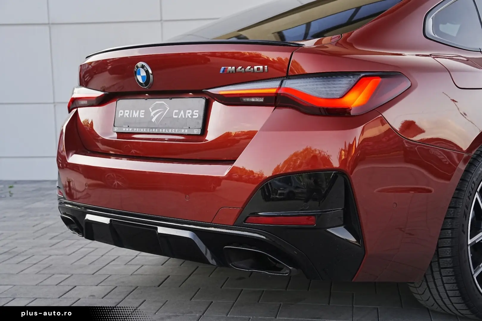 BMW M4 M440i