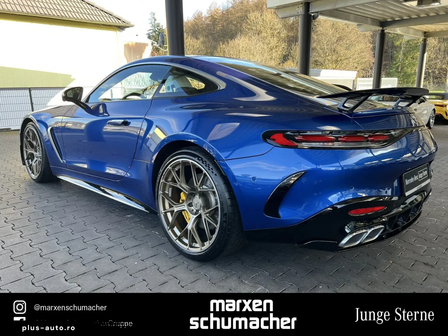 MERCEDES-BENZ AMG GT 63 4M  Aero kristallweiß Burm 360
