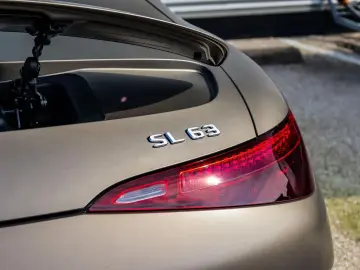 MERCEDES-BENZ SL 63 AMG SL 4MATIC  Premium Plus