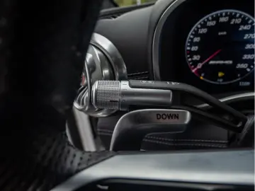 MERCEDES-BENZ SL 63 AMG 4M  Premium  Dyn  Magno