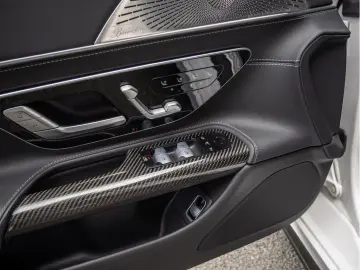 MERCEDES-BENZ SL 63 AMG 4M  Premium  Dyn  Magno