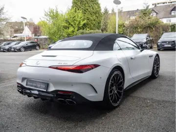 MERCEDES-BENZ SL 63 AMG 4M  Premium  Dyn  Magno