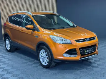 Ford Kuga 4×4 Aut. Titanium