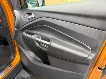 Ford Kuga 4×4 Aut. Titanium