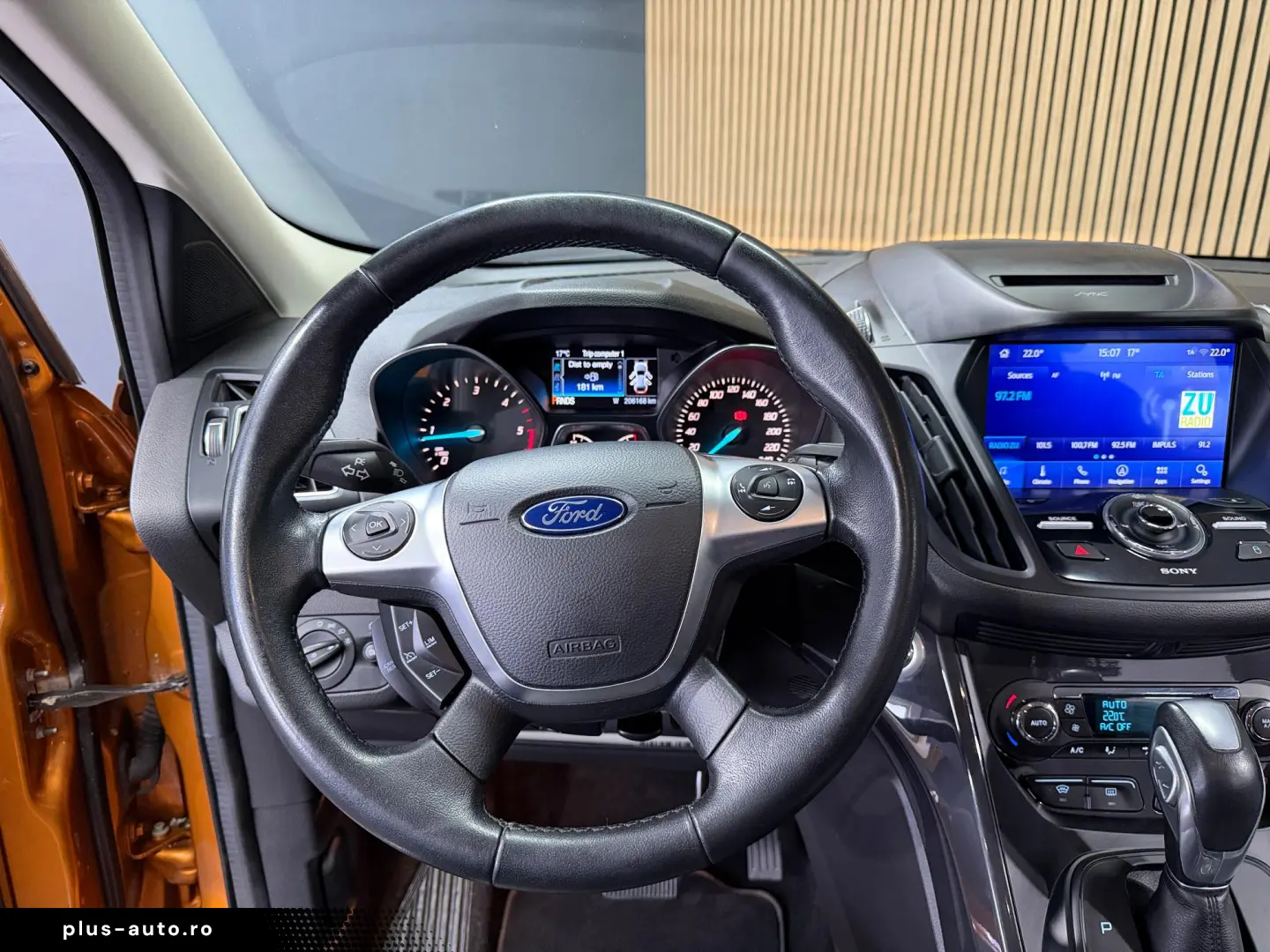 Ford Kuga 4×4 Aut. Titanium