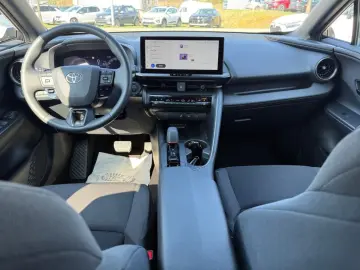 TOYOTA C-HR 2.0 Plug-in-Hybrid Team