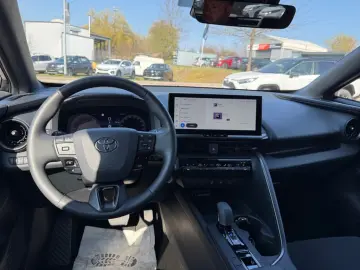 TOYOTA C-HR 2.0 Plug-in-Hybrid Team