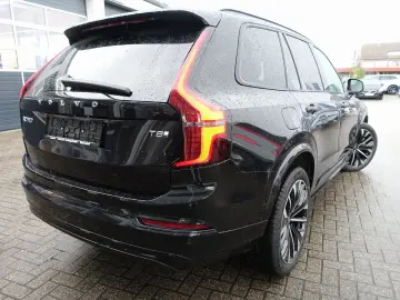 VOLVO XC90 Plus Dark T8 AWD FourC Pano AHK B&W 360