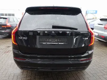 VOLVO XC90 Plus Dark T8 AWD FourC Pano AHK B&W 360