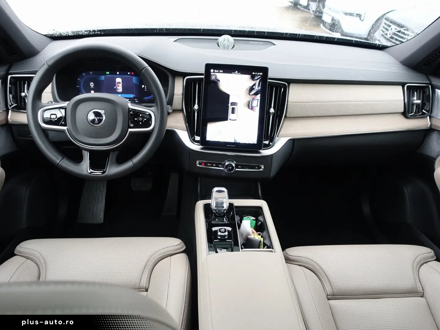 VOLVO XC90 Plus Dark T8 AWD FourC Pano AHK B&W 360
