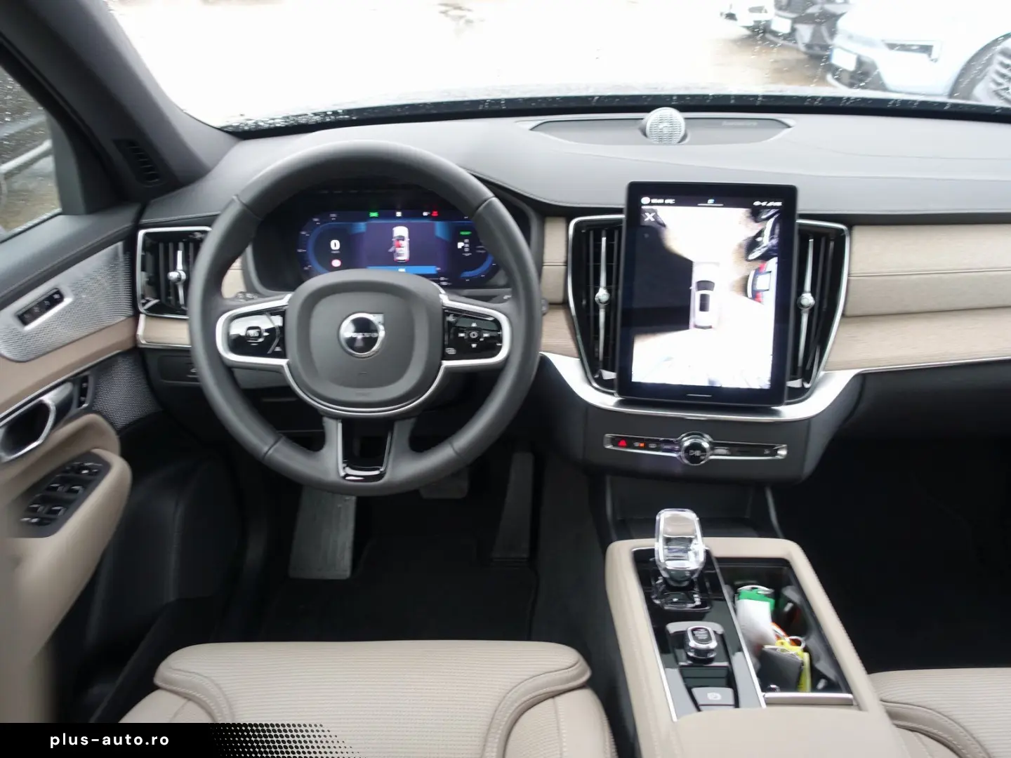 VOLVO XC90 Plus Dark T8 AWD FourC Pano AHK B&W 360