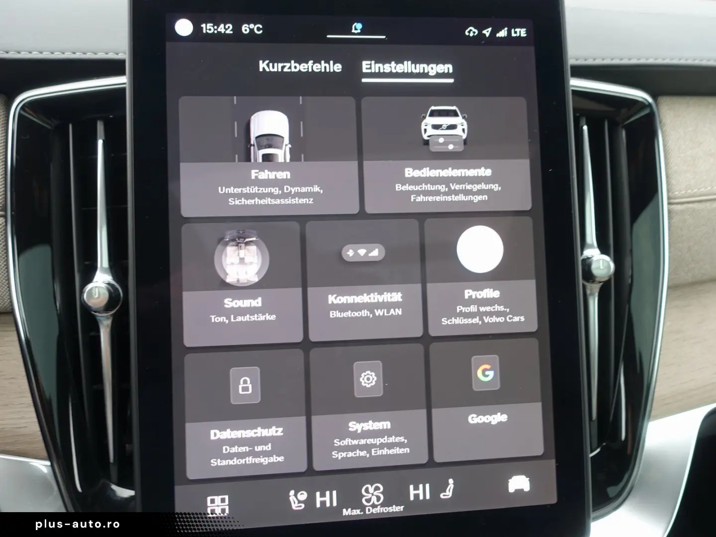 VOLVO XC90 Plus Dark T8 AWD FourC Pano AHK B&W 360