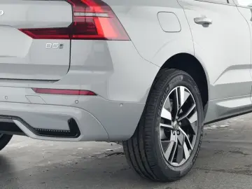 VOLVO XC60 FACELIFT Plus Dark AWD HUD Digitales Cockpi