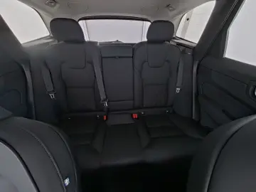 VOLVO XC60 FACELIFT Plus Dark AWD HUD Digitales Cockpi