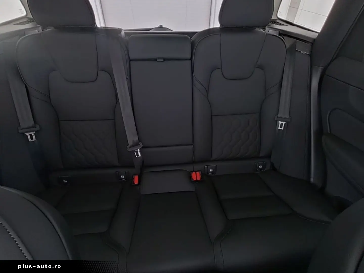 VOLVO XC60 FACELIFT Plus Dark AWD HUD Digitales Cockpi