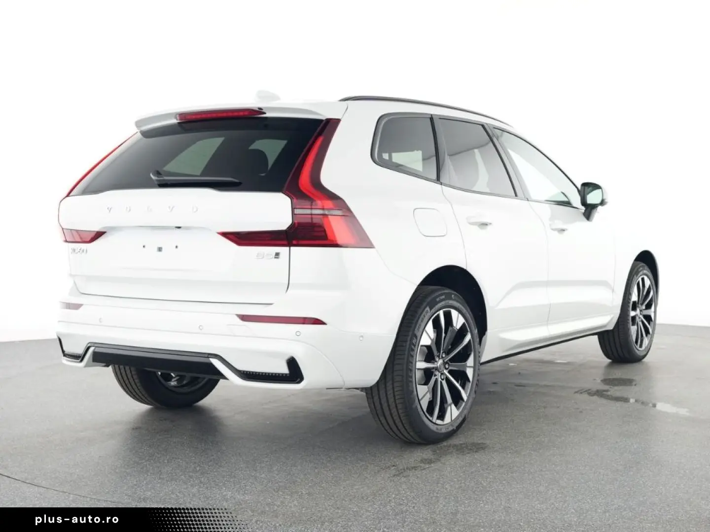 VOLVO XC60 FACELIFT Plus Dark AWD HUD Digitales Cockpi