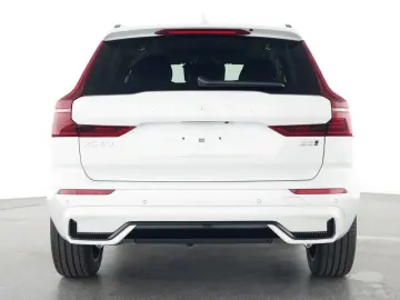 VOLVO XC60 FACELIFT Plus Dark AWD HUD Digitales Cockpi