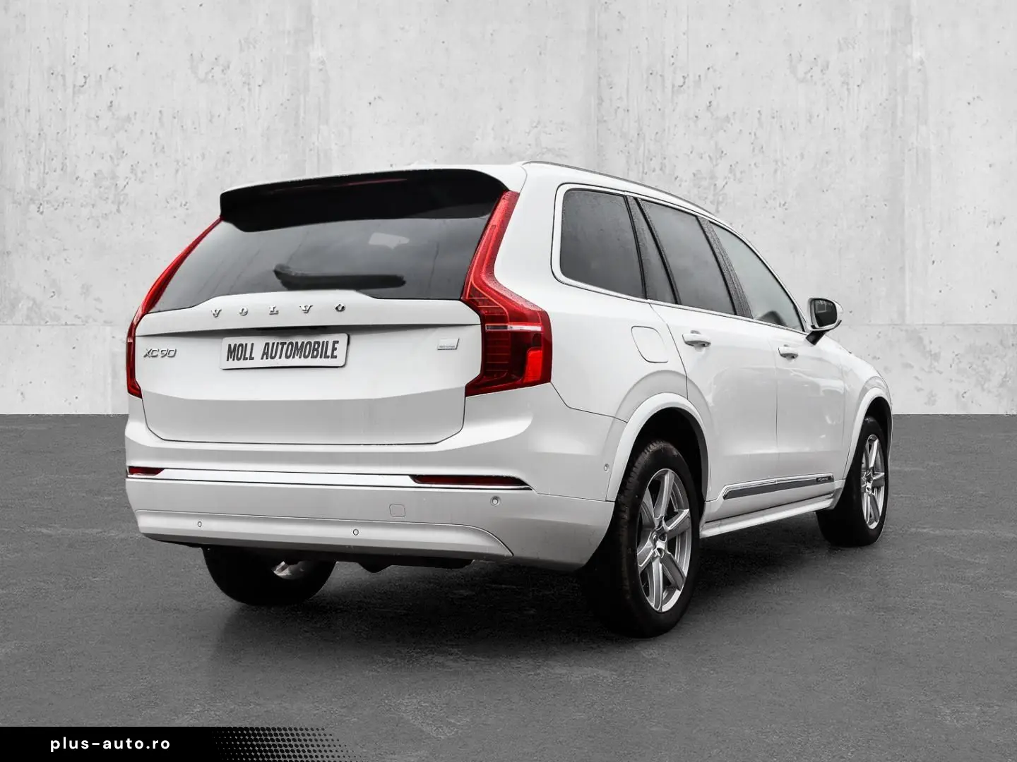 VOLVO XC90 Plus Bright Recharge Plug-In Hybrid AWD T8