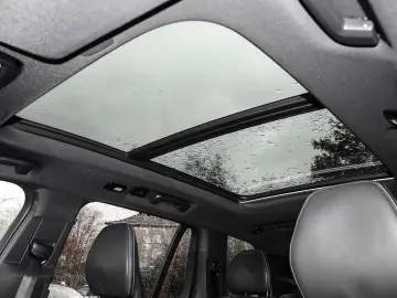 VOLVO XC90 Plus Bright Recharge Plug-In Hybrid AWD T8