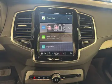 VOLVO XC90 T8 AWD Plug-in Hybrid Plus-Bright HeadUpDis
