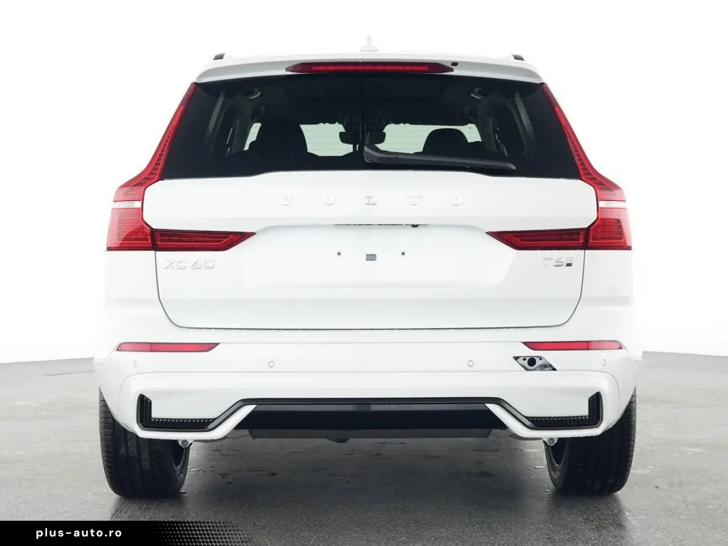 VOLVO XC60 Plus Dark Recharge Plug-In Hybrid AWD