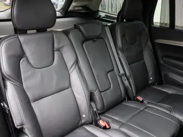 VOLVO XC90 T8 Recharge AWD Ultra Dark NP 105.050 -  AH